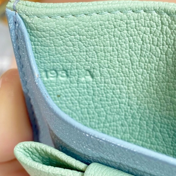 |SOLD| Miu Miu Madras Bi-Color Card Holder - Picture 6 of 9